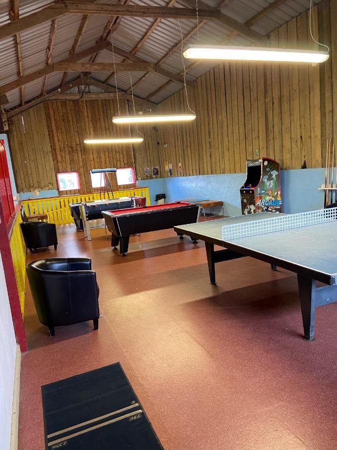 Our Goldfinch 1- Sleeps 2 Persons- Private Hot Tub-Pet Friendly-Tranquil Holiday Away From It All Yet Not Far From St Austell- The Holiday Home Has One Bedroom, Living And Dining Area, Equipped Kitchen-Decking-Outdoor Furniture-Fishing Lakes And More Grampound Exterior foto